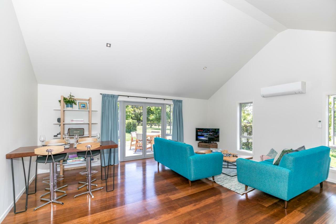 Spacious Modern Two-Bedroom Apartment Hamilton Extérieur photo